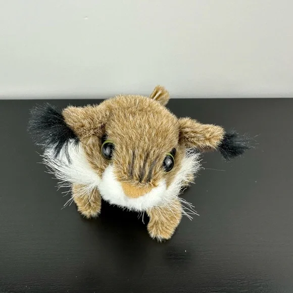 Folkmanis Puppets Mini Bobcat Finger Puppet 4" Tan Brown Lynx Bob Cat Plush - Picture 2 of 9